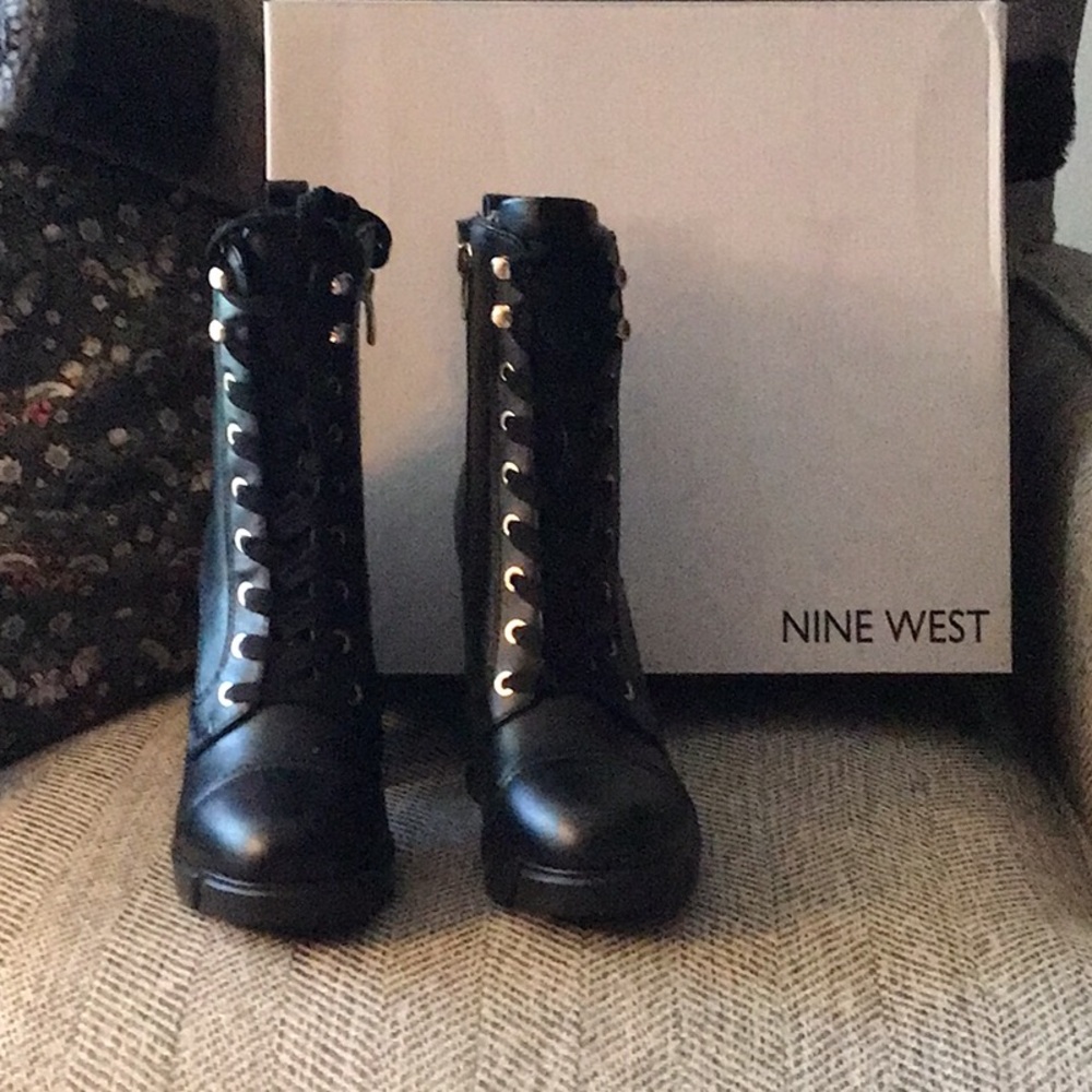 Black Nine West high heeled boot